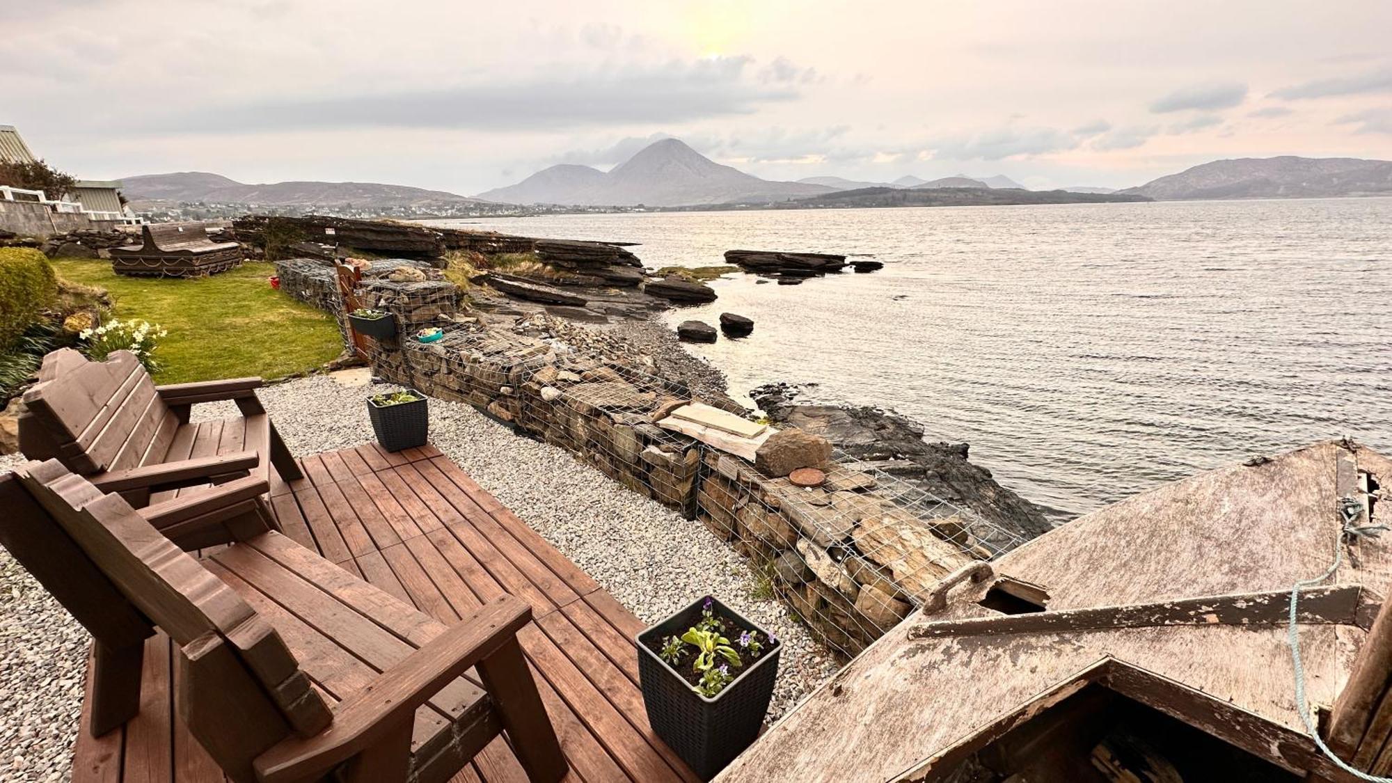 Carnmhor, Isle Of Skye - Stunning 242 Year Old Cottage On Its Own Sea Shore! Breakish Экстерьер фото