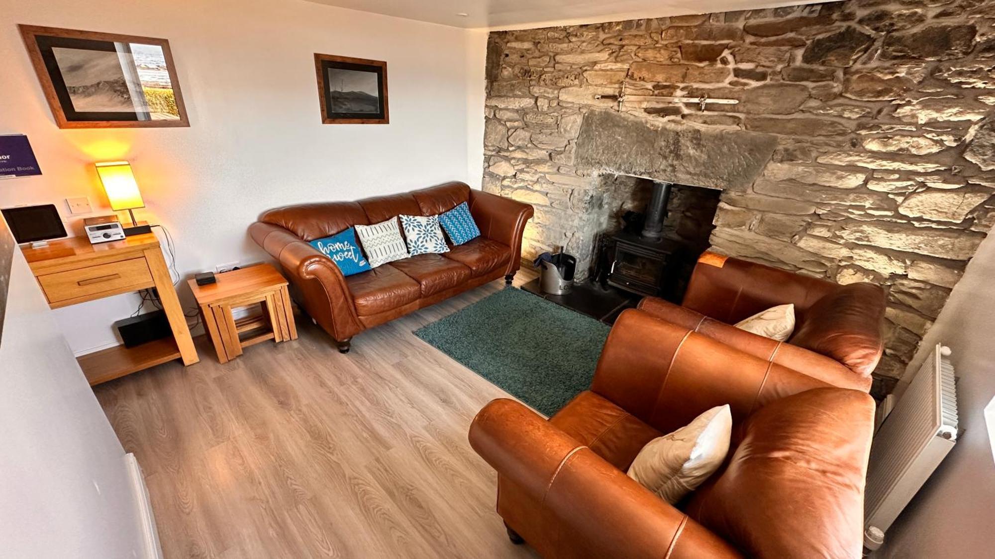 Carnmhor, Isle Of Skye - Stunning 242 Year Old Cottage On Its Own Sea Shore! Breakish Экстерьер фото